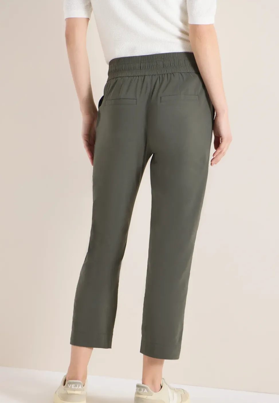 Pantalon taille mi-haute coupe slim