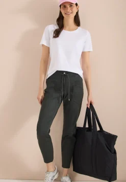 Pantalon taille mi-haute à coupe slim avec effet délavé