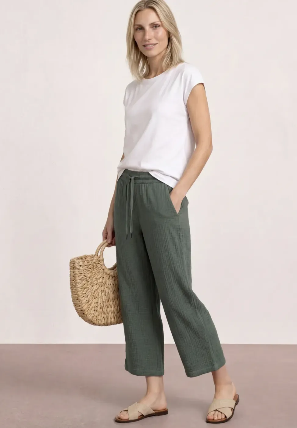 Pantalon wide leg en mousseline coupe décontractée