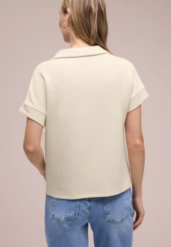 Polo à manches courtes avec détail de côtes