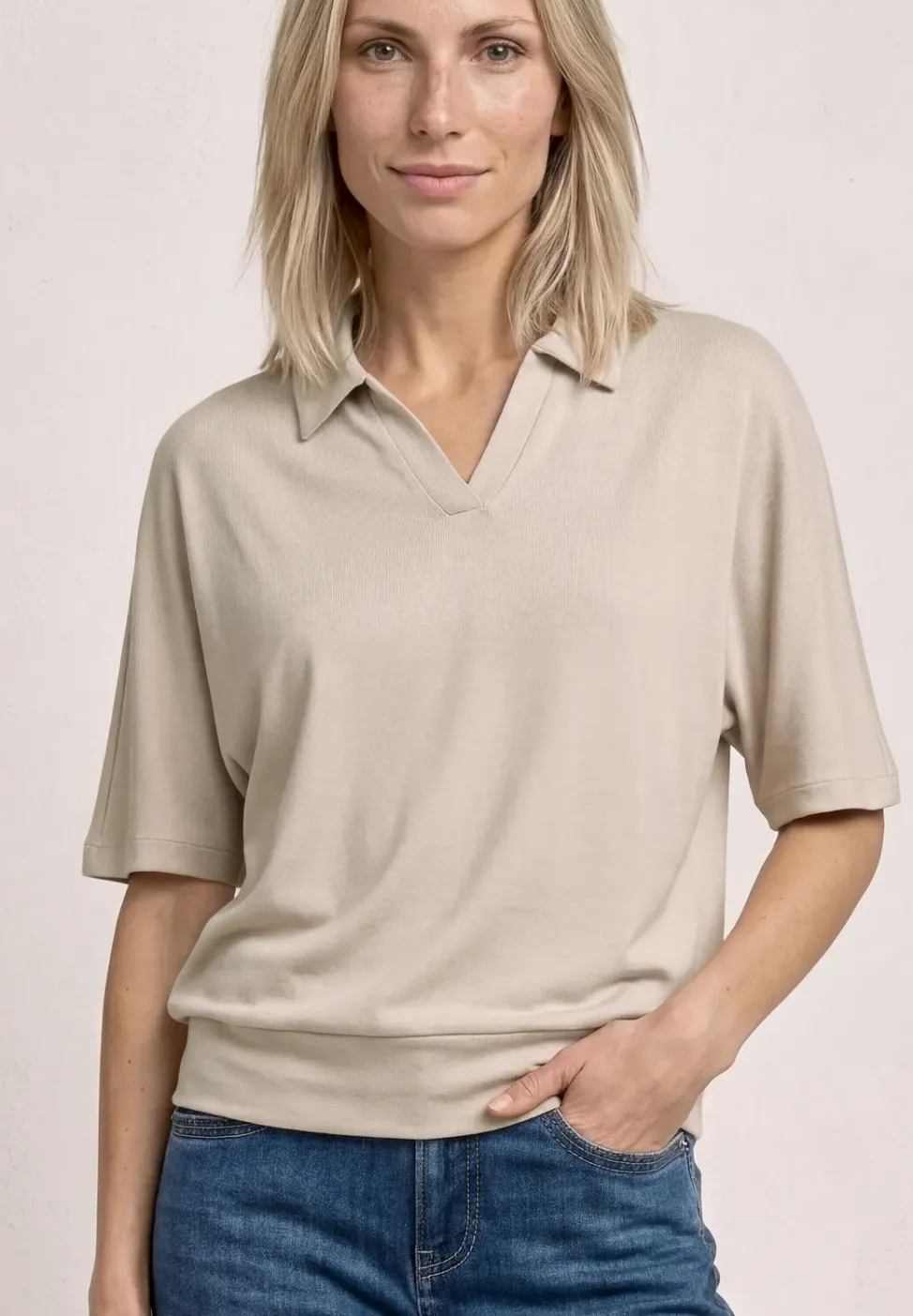 Polo avec élastique à la taille