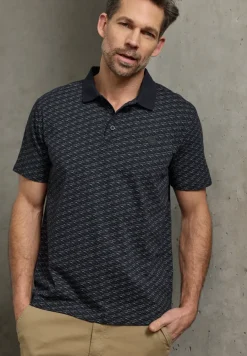 Polo à motifs