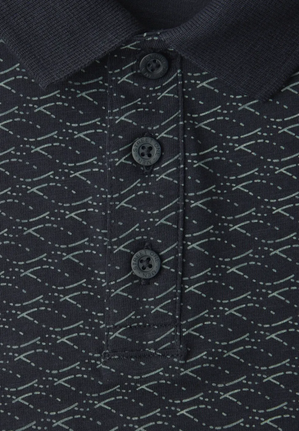 Polo à motifs