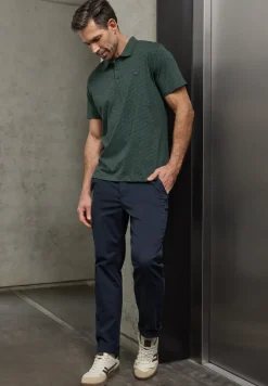 Polo à motifs