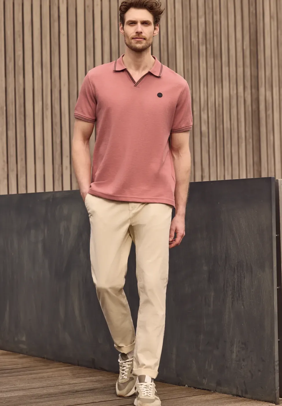 Polo structuré