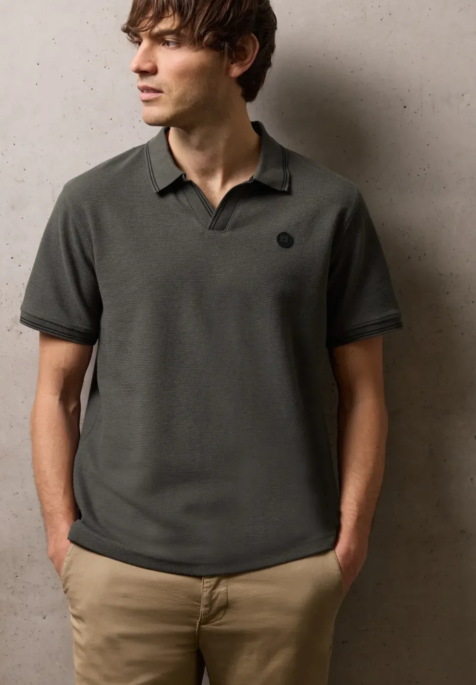 Polo structuré