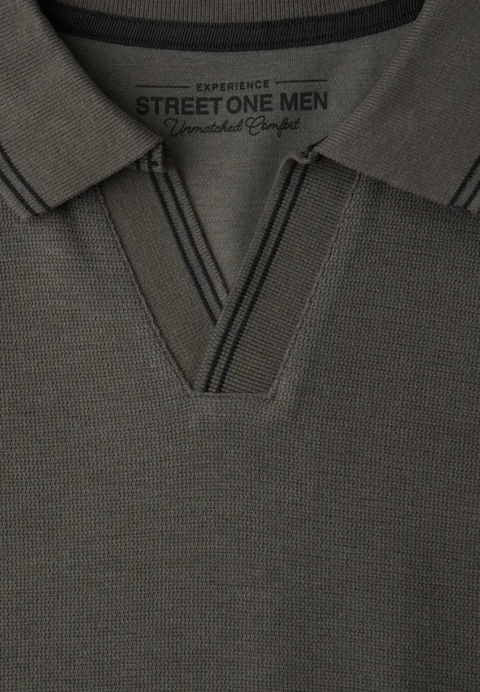 Polo structuré