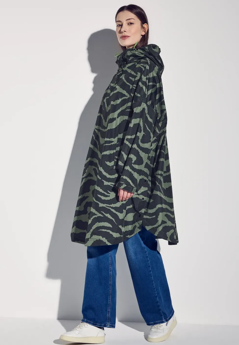 Poncho à capuche avec imprimé