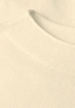 Pull à bord roulé