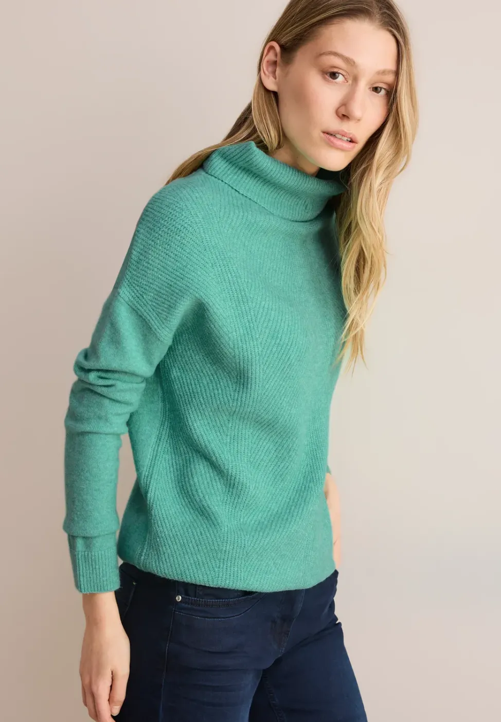 Pull à col roulé