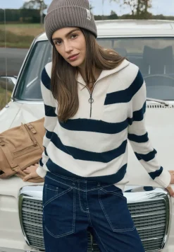 Pull à rayures