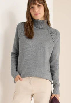 Pull à structure mixte