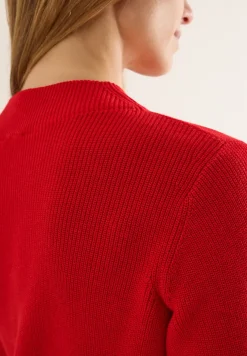 Pull à structure mixte