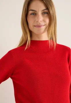 Pull à structure mixte