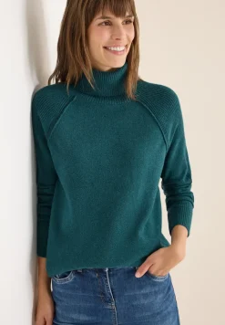Pull à structure mixte