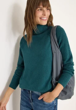 Pull à structure mixte