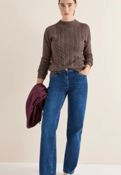Pull à torsades