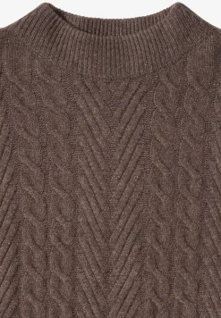 Pull à torsades