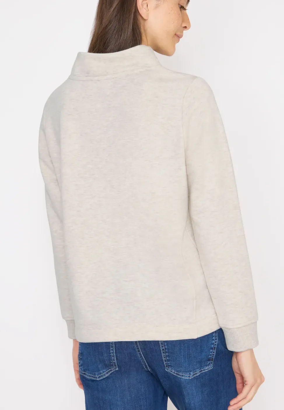Pull avec broderie