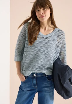 Pull avec col en V et mélange de fils