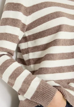 Pull chiné rayé