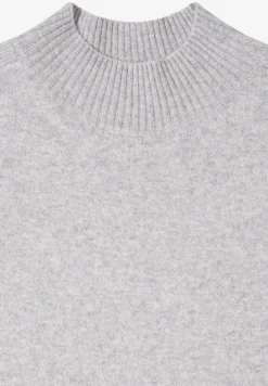 Pull cosy à col tourterelle