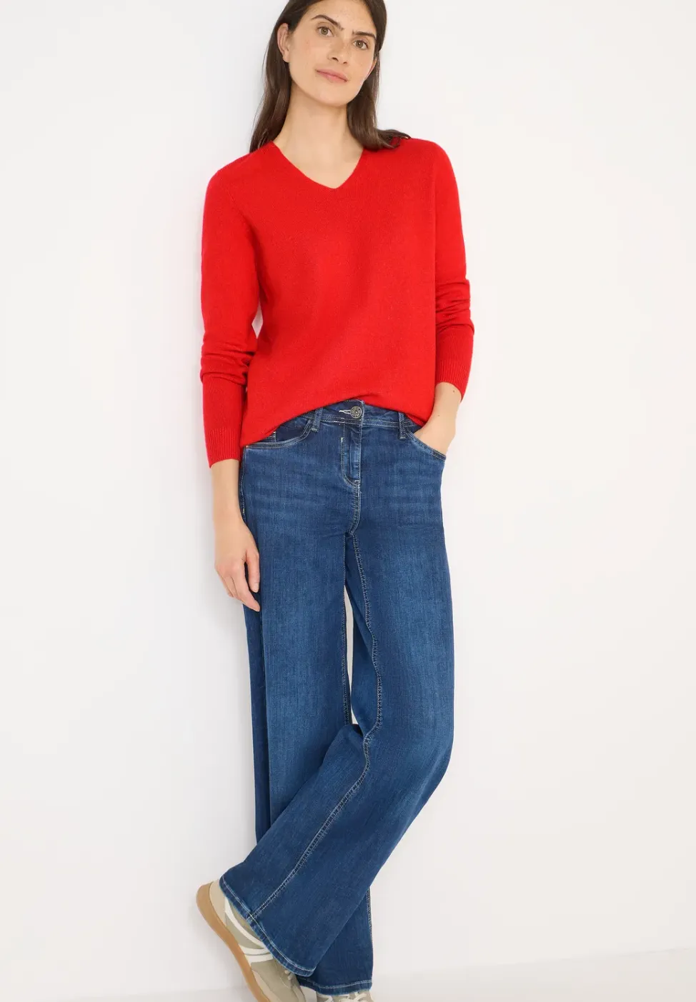 Pull douillet à col en V
