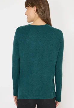 Pull douillet à col en V