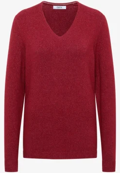 Pull douillet à col en V
