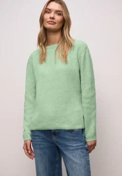 Pull en chenille