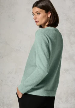 Pull en fil de plume
