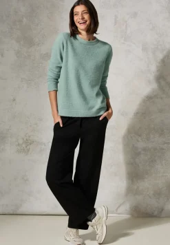 Pull en fil de plume