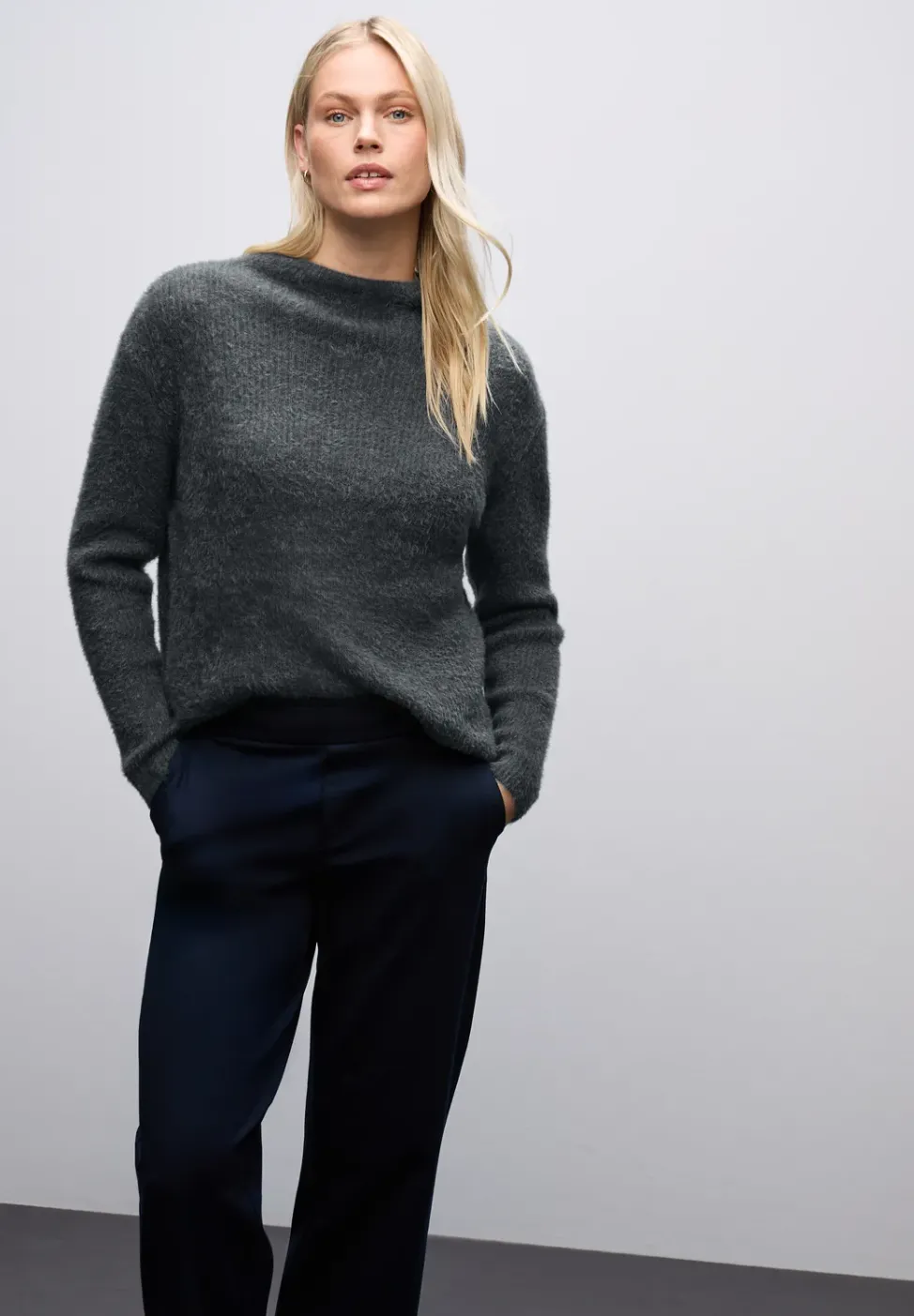 Pull en fil de plume
