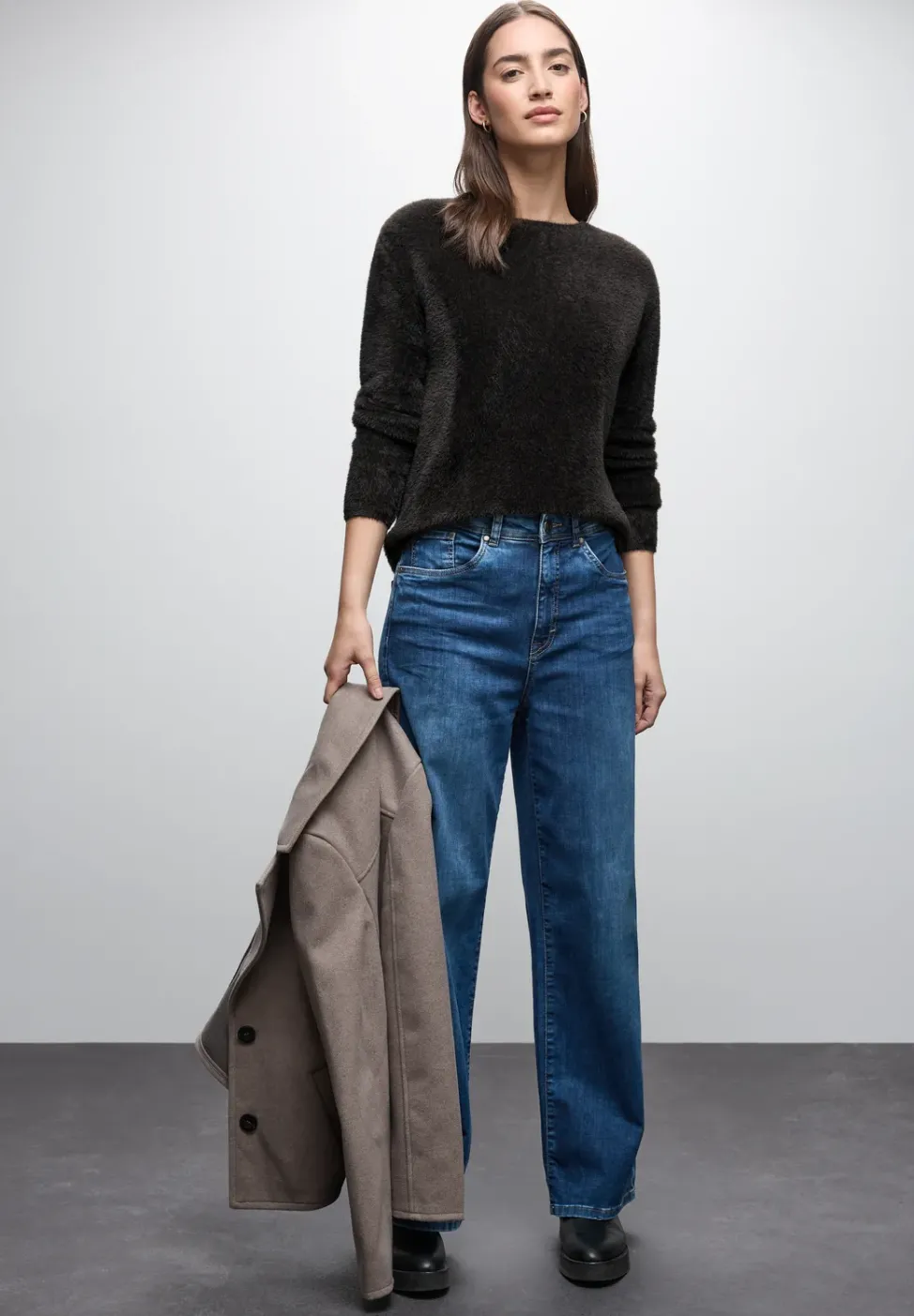 Pull en fil de plume