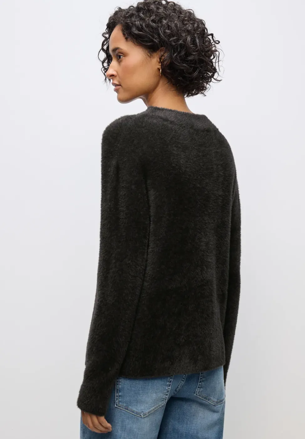 Pull en fil de plume