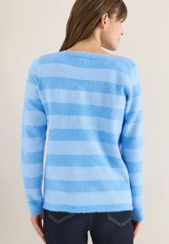 Pull en fil de plume