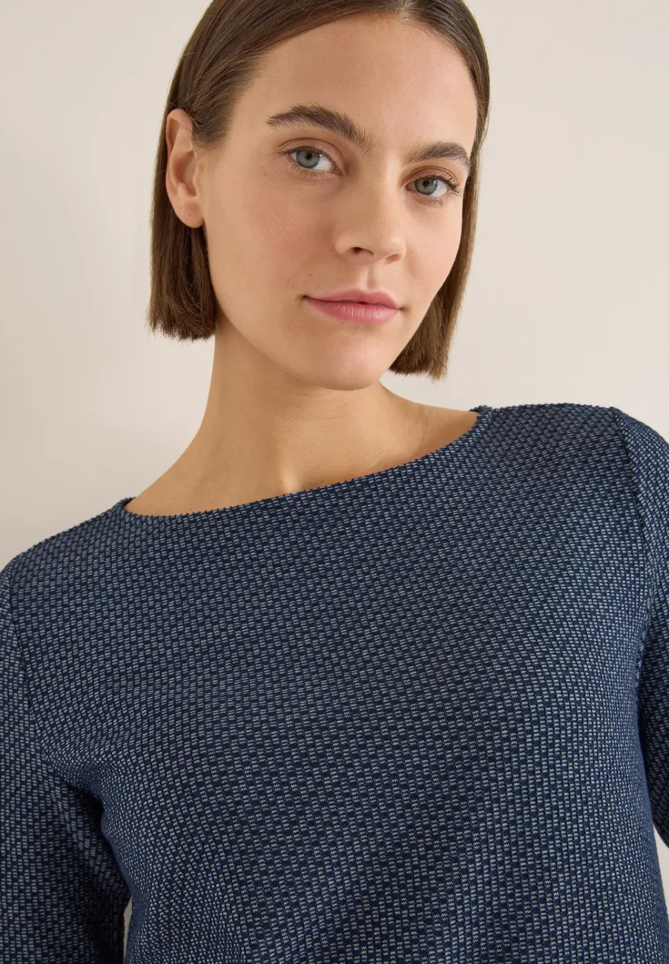 Pull structuré two-tone