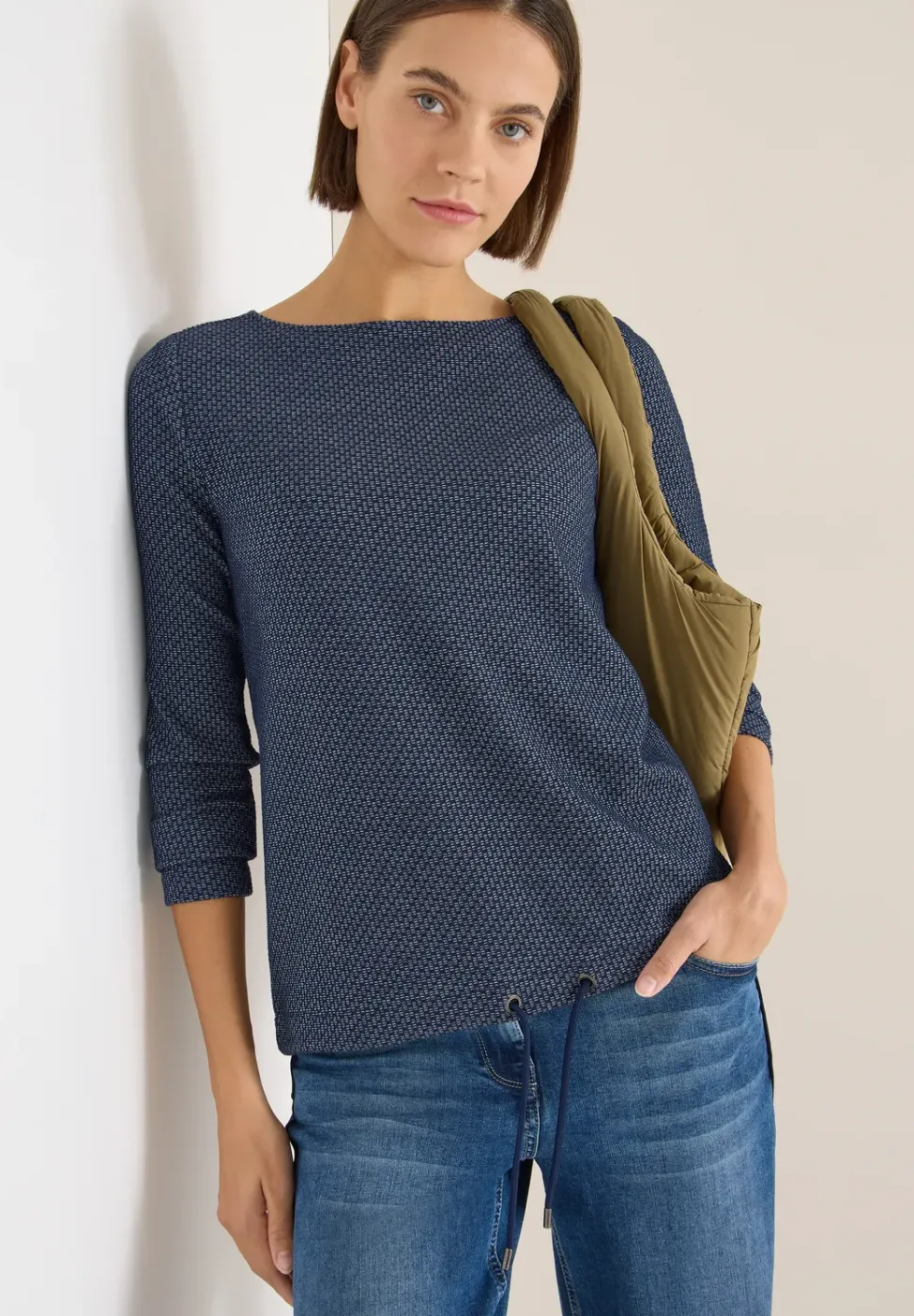 Pull structuré two-tone