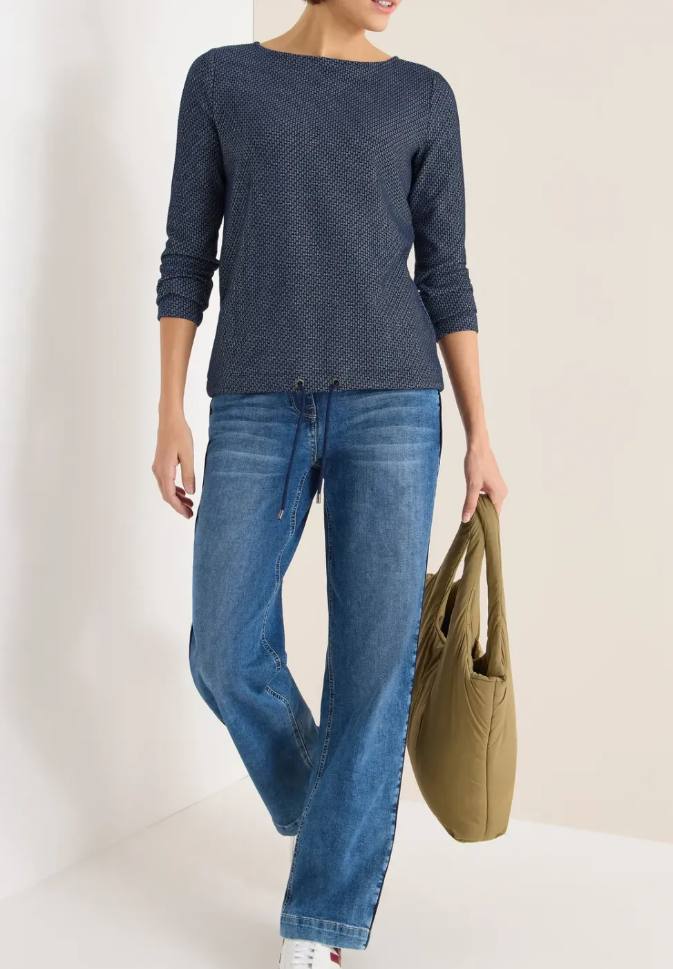 Pull structuré two-tone