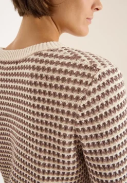 Pull structuré two-tone