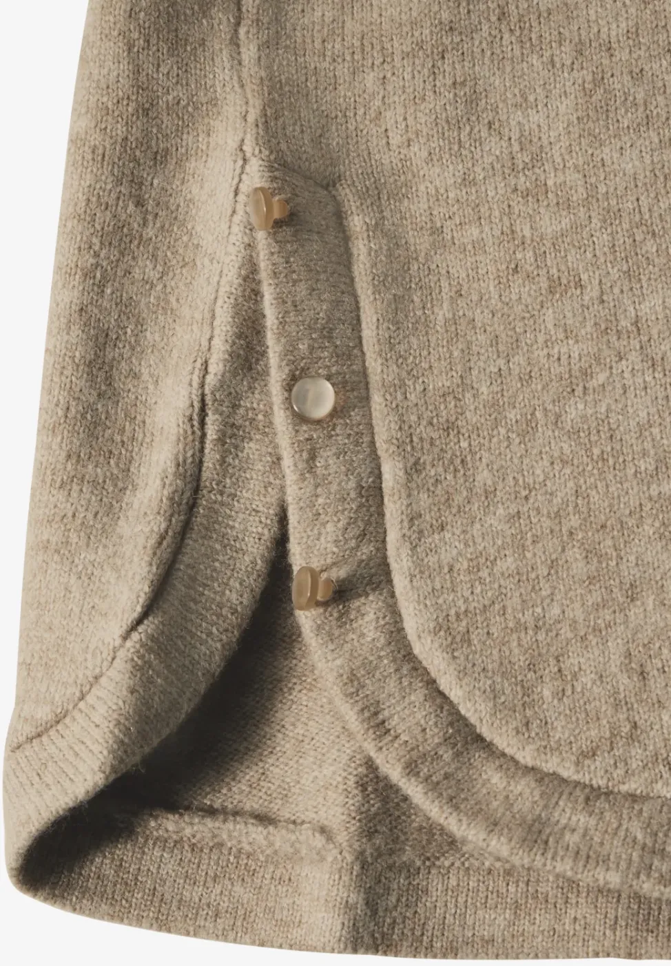 Pull avec détail de fente