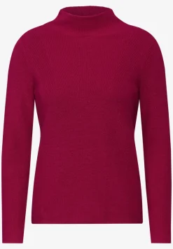 Pull avec mélange de structures