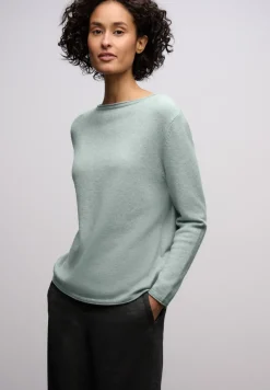 Pull avec ourlet roulé