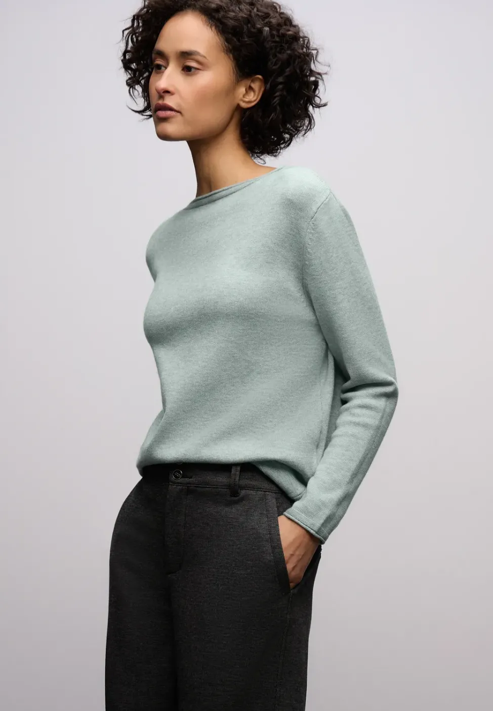 Pull avec ourlet roulé