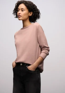 Pull avec ourlet roulé