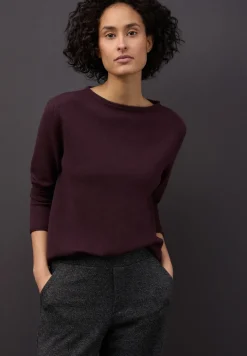 Pull avec ourlet roulé