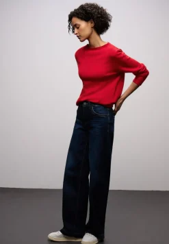 Pull avec ourlet roulé