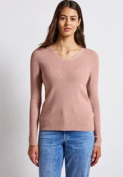 Pull basique à col en V