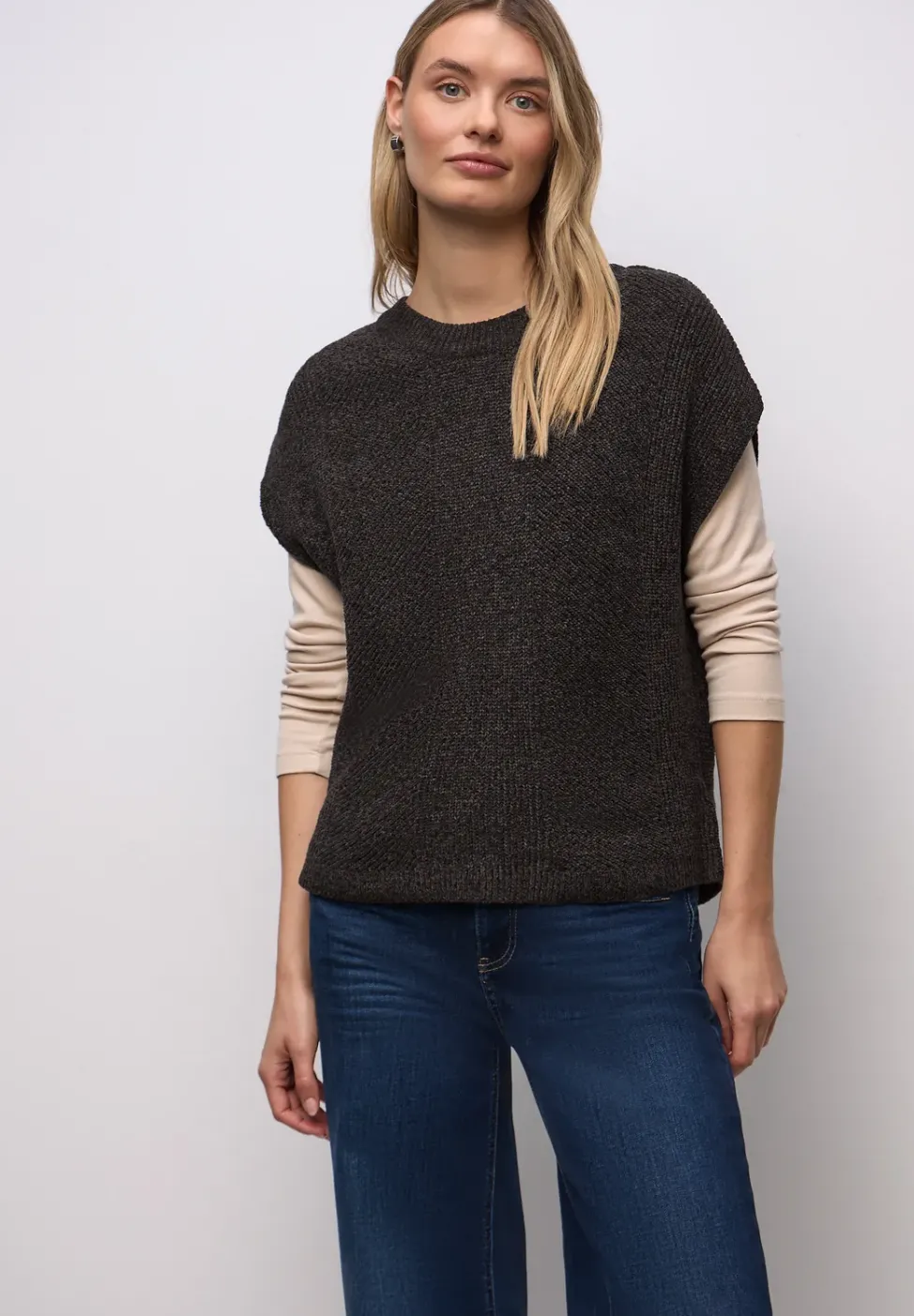 Pull chenille sans manches