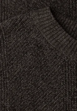 Pull chenille sans manches